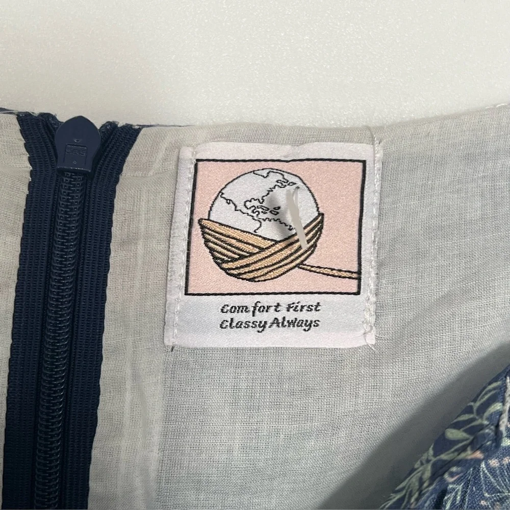 NWOT Linenniave JULIA 35 FLORAL LINEN DRESS Midnight Floral Medium - Picture 16 of 16